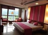 Hotel Premier Kandy Bed & Breakfast